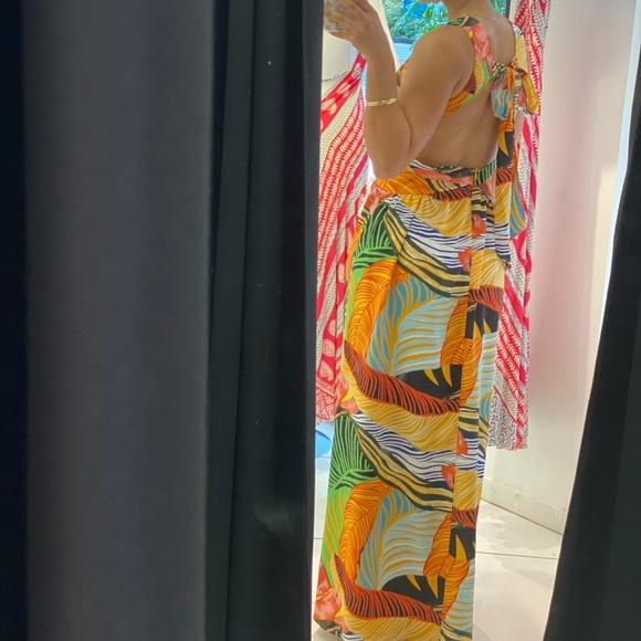 Luxxel Cutout Maxi Dress in Colorful Tropical Tribal Hawaiian African Leaf Print - Picture 5 of 11
